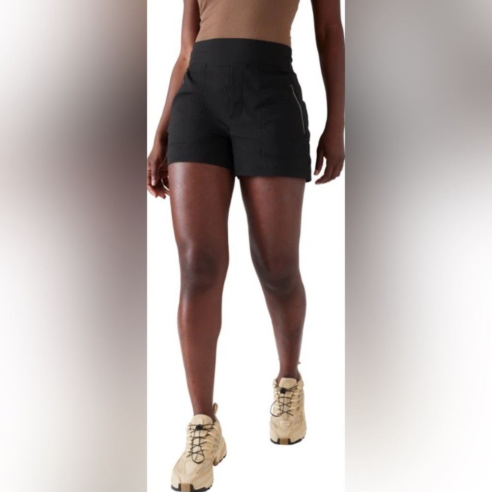 Athleta Women’s Trekkie North Bermuda Short